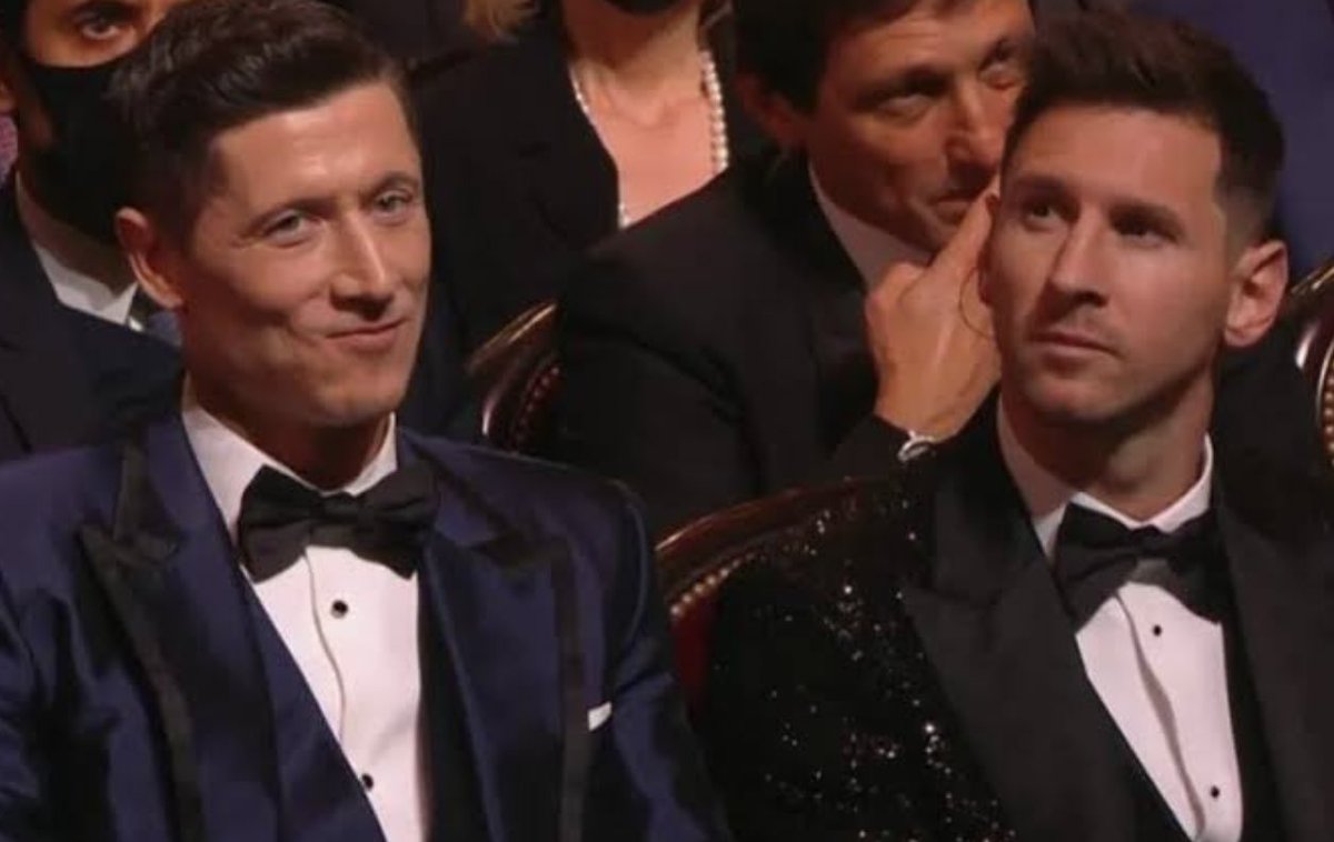 brendaflowersr's tweet photo. #Lewandowski y #Messi ya se preparan para enfrentar a México…
.
.
😢😢😢 #SorteoCatar2022 https://t.co/jLtsBGaNSf