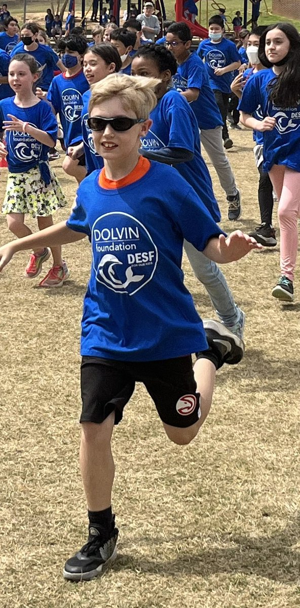 BiceDES's tweet photo. These kids had a blast participating in  the Boosterthon Fun Run! @DolvinES ⭐️ #boosterthon https://t.co/2jxNry6Agy