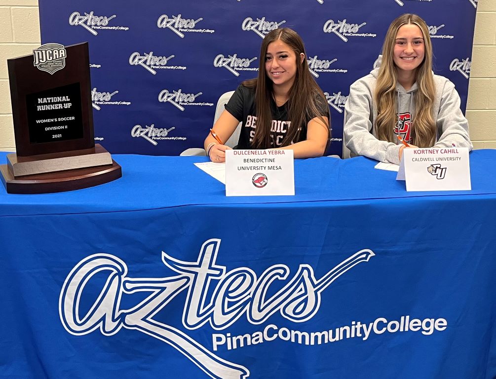 Congrats to Aztecs Women's Soccer sophomore defender Kortney Cahill (Cienega HS) <a href="/kortneycahill6/">Kortney Cahill</a>, who signed her LOI to Caldwell University, an NCAA Div. II school in New Jersey. She played in 31 games for her Pima career. #PimaSoccer #AztecTough
pimaaztecs.com/sports/wsoc/20…
