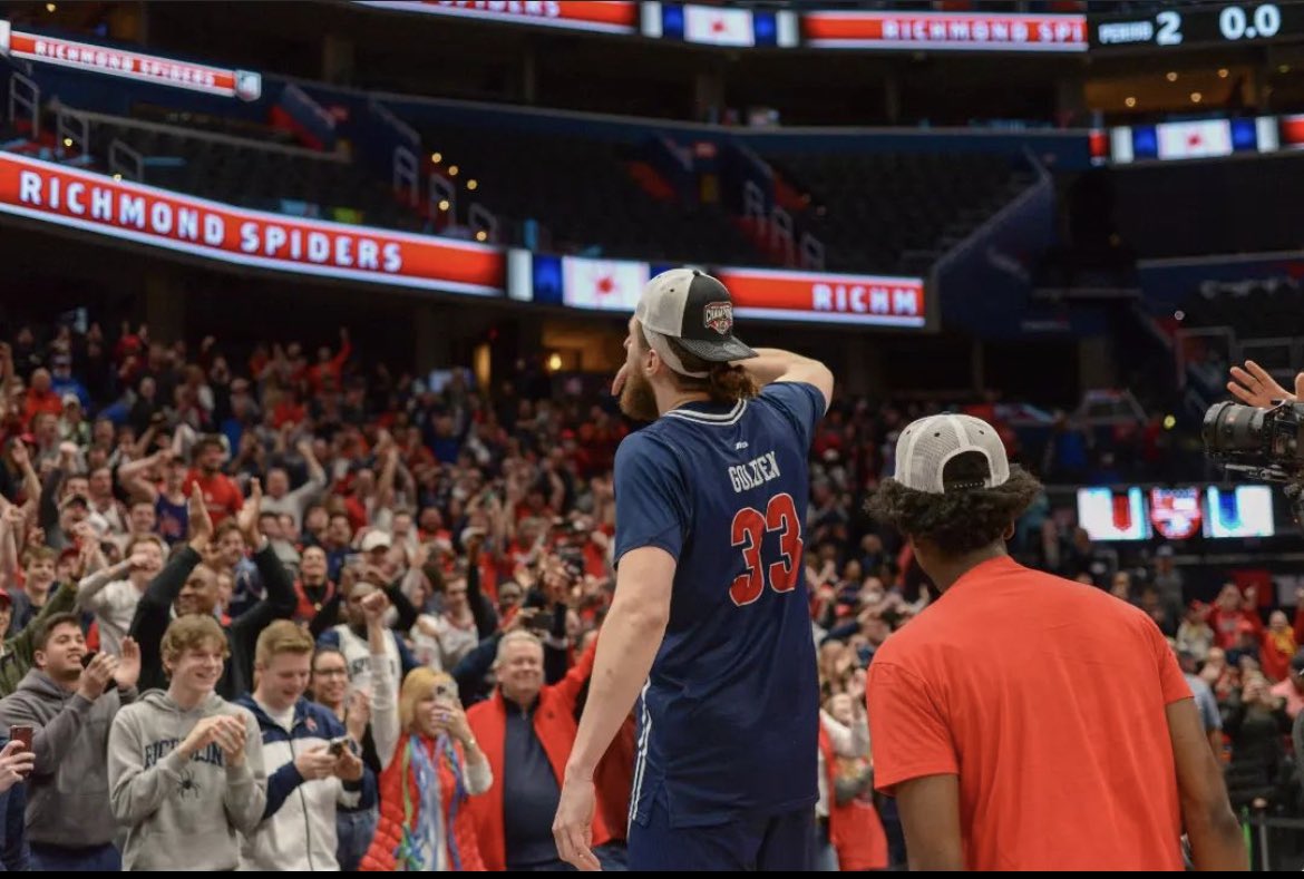 GrantGolden2's tweet photo. Had to stick with the same headband that I had on for the last three weeks… it has given me the run of a lifetime 😂 https://t.co/ei4SBX2ieG