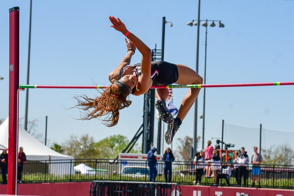 W High Jump | Rachel Glenn wins the high jump with a clearance of 1.87m/6-1.50. It's her second high jump win this outdoor season. #Gamecocks