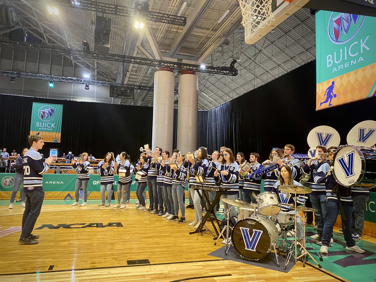 📸 Pep Rally at Final Four Fan Fest! @villanovaband @VillanovaCheer @VillanovaDance @WillDCatVU #MFinalFour #GoNova