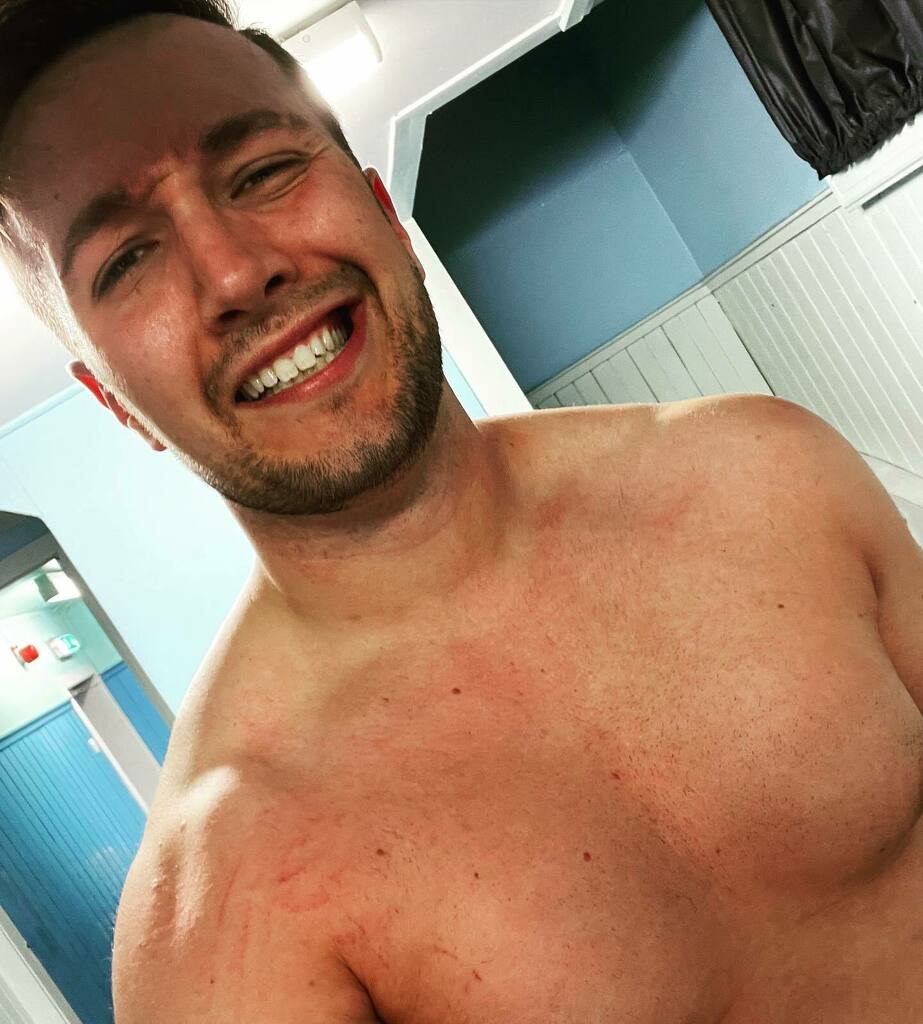 DukeOfTheDome's tweet photo. Cracking Night in Greenock! Teeth still alive and well don’t worry sunglasses 😎 
.
.
.

#wrestling #pbw #wrestlinglife #ukwrestling #scottishwrestling #lucadepazzi #lucha #luchalibre https://t.co/DFDE3r3GtT