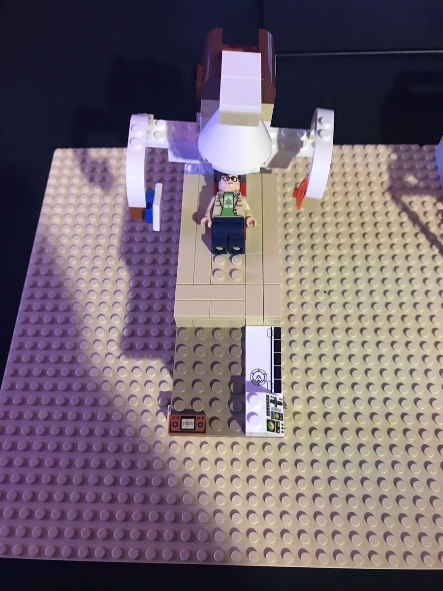 JulieMcCrossin's tweet photo. @MaxDHanlon @sandraturner49 @ipemnews @connorsbricks @BHT_Foundation @TargetingCancer @SeanGeoghegan Model LINACS are a great visual educational tool to explain radiation therapy to patients &amp; families. Kits hard to find so run a competition in your team to see who builds best one. Post photos on Twitter. #rtt #medphys  #radonc #ModelLINAC #radonc @TargetingCancer @ESTRO_RT 🏆👏 https://t.co/op3rQr6MU4