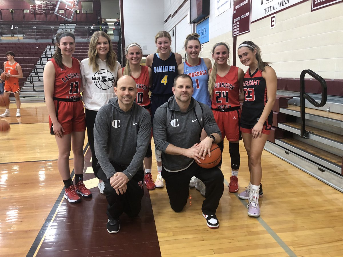 Coach Eds (@jedwards_jamie) on Twitter photo District 11 All Star game in the books. So glad we got to share the experience with our Senior AAU players. We all went out together!! <a href="/coachfitz1973/">Kevin Fitzpatrick</a> <a href="/TeamHuddleBball/">Team Huddle Family</a> District 11 All Star game in the books. So glad we got to share the experience with our Senior AAU players. We all went out together!! <a href="/coachfitz1973/">Kevin Fitzpatrick</a> <a href="/TeamHuddleBball/">Team Huddle Family</a>