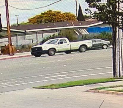 *UPDATE* Photo of the suspect vehicle in the attempted kidnapping of a 13-year old.

Anyone with information related to this incident is urged to call Anaheim PD Detective Jacob Medina at 714 765-1419 or OC Crime Stoppers at 855-TIP-OCCS.