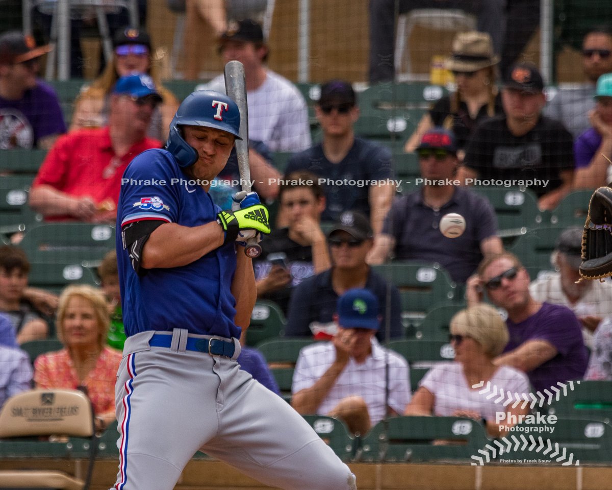 phrakephoto's tweet photo. Corey Seager (5) SS Texas Rangers @coreyseager_5 #togetherwe #txrangers #texasrangers  #gorangers #texasrangersbaseball #rangersbaseball #LetsGoRangers #losrangers #StraightUpTX
@lonestarball 
#trinitybat https://t.co/cQj8fZx6f9