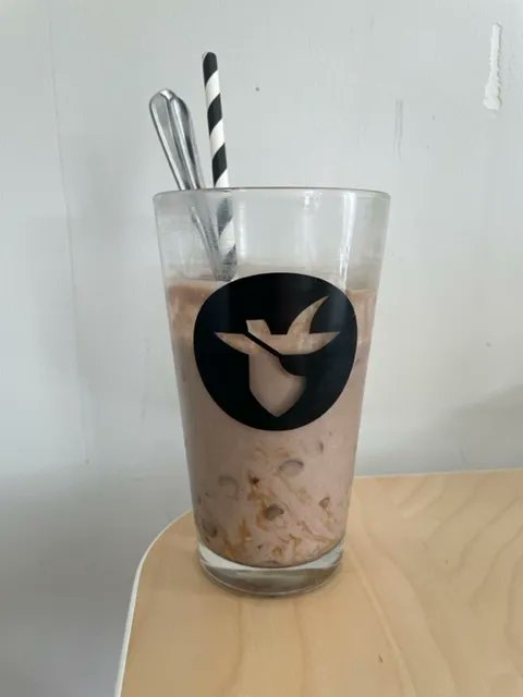 300FeetOut's tweet photo. We don't need a National Day to have fun at work--we always have fun working together!  BUT, since it's #internationalhavefunatworkday we'll celebrate with a little ice cream because, why not?  

#3fOcorner #teamwork #marketingagency #webagency #agencylife https://t.co/6hj8GAR3I1