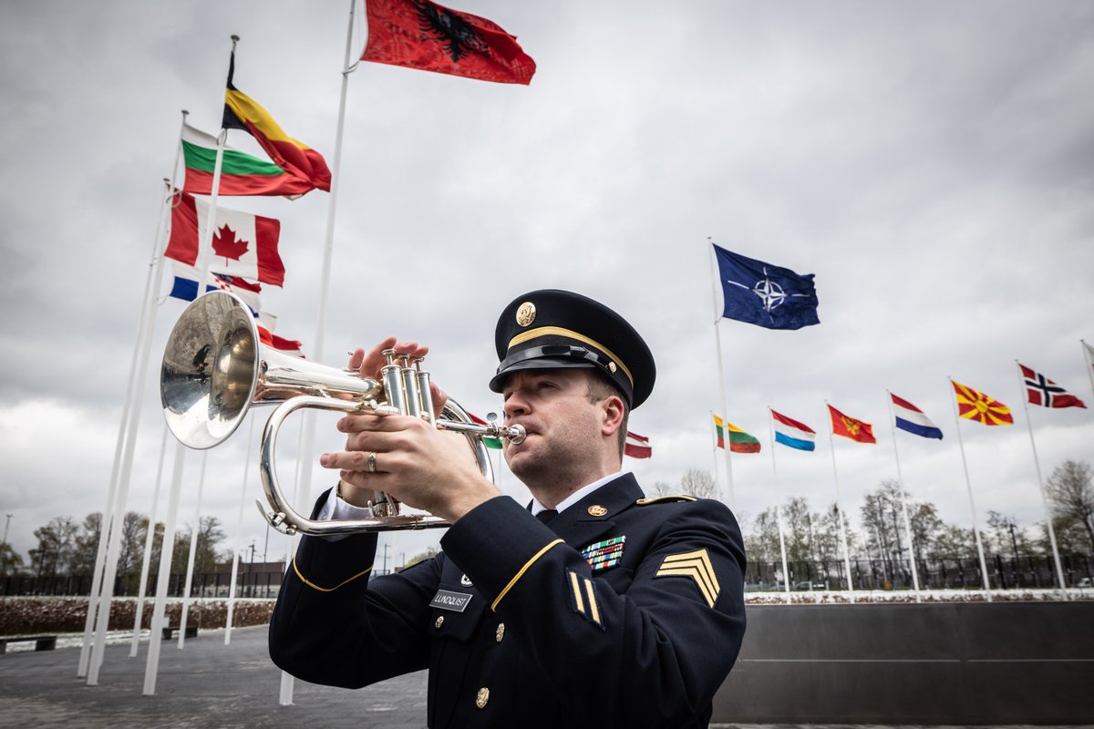 CMC_NATO's tweet photo. Behind the scenes of a video we're shooting for #NATO day. Stay tuned for Monday... #bandofbrothersandsisters https://t.co/2rrjYtdqsg