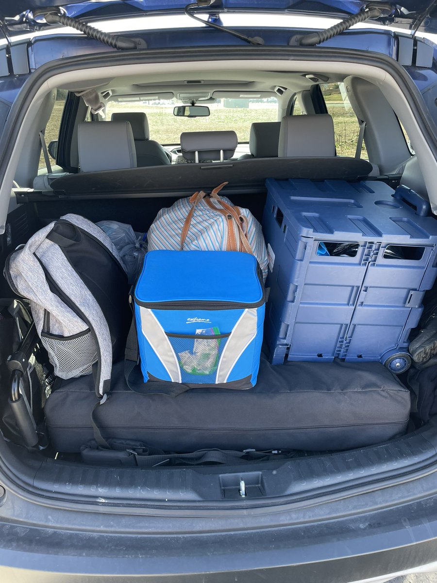 thedancept's tweet photo. Got ALL the gear for the weekend!
And who wouldn’t love the view from my room!?!
#mountainview #coloradogirls #danceconvention #dancecompetition #danceobsessed https://t.co/c0sE63KFx9