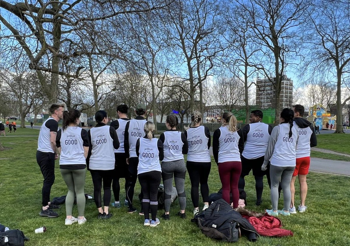 MajaGedosev's tweet photo. No better way to end a fantastic week but by doing good! @JetBlue for good at Finsbury Park Tough Mudder supporting @InspireEBP !! Extra proud of my daughter Mia who joined! We smashed it 💪🏻🙌🏻💙✈️! #jetblue #teamwork #aviation #proud #jetblueforgood https://t.co/hQrEEFgMM2