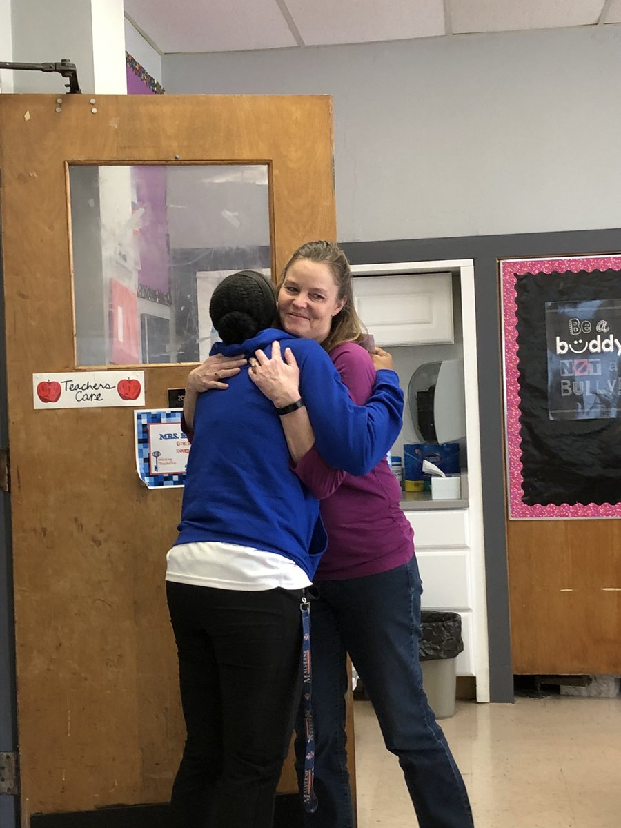 Mrs. Riveiro tweet media