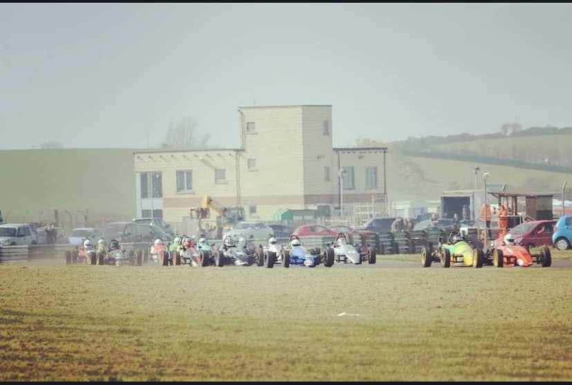 FormulaVeeIrl's tweet photo. Before we move into Mondello preparation next week, let's have one final look back at the racing action last weekend!ππ
We have only a selection of pics here, but the rest are on our FB!
Many thanks to Mark Ashby for the photos πΈ
#formulavee #formulaveeirl #testday #raceday https://t.co/LlgpfQm1c6
