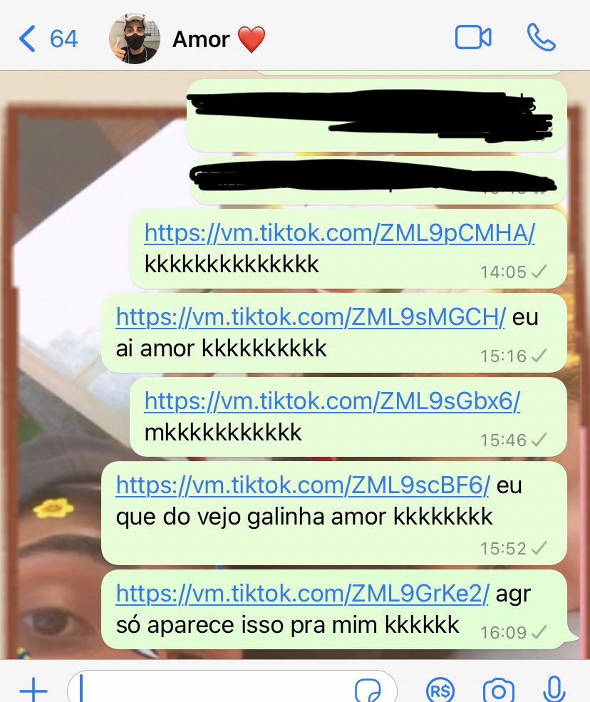 alane_thayse's tweet photo. Meu namorado no trabalho. 
Eu a tarde toda no Tik Tok: https://t.co/IcfQksw0qB