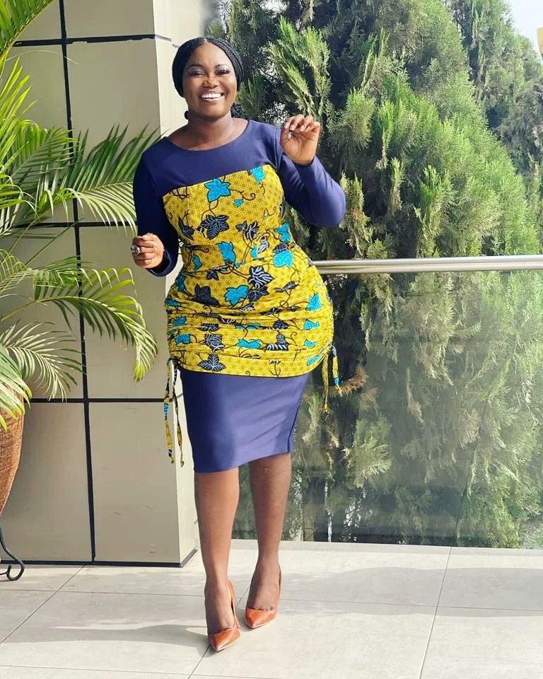 Blessingfrimp's tweet photo. Happy Weekend,  Happy New Month 

Dress: @kennethbraimah

Ombre brows: @lionanails

#newmonth #april #ghana #trending #WorldCupQualifiers #blackstars   #WorldCup2022 #WorldCup #worldcupdraw #ankarastyles #africanprint https://t.co/SILx7e3INz