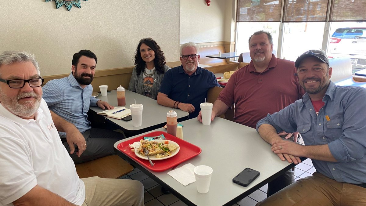 azcommerce's tweet image. ACA team members spent the day in Globe and Miami visiting with Economic Development and City Managers. We even had the chance to stop by #SmallBizBootcamp regular attendee Pretty Kind Boutique.