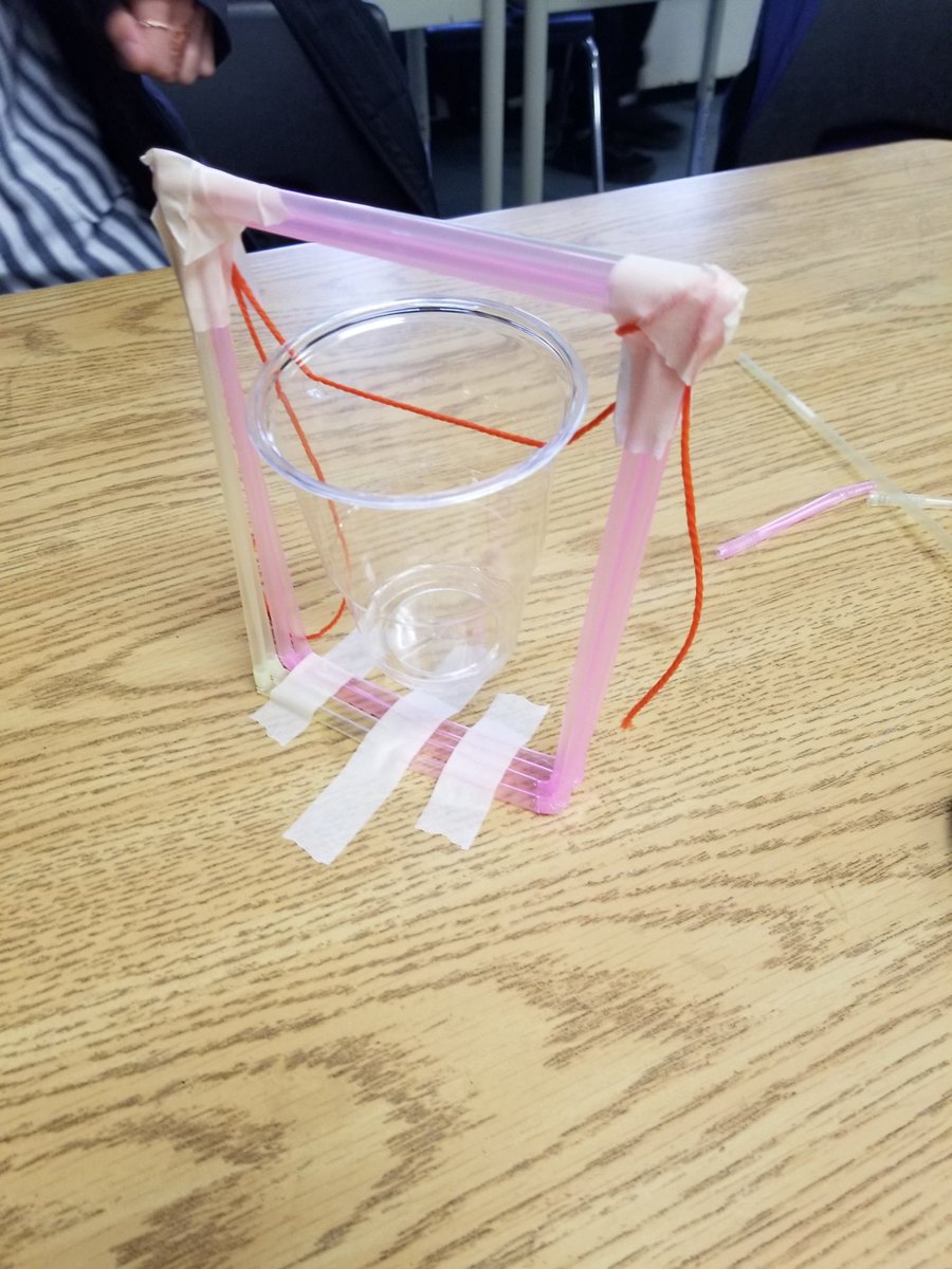 EFioret's tweet photo. Lots of variety in the designs for today's #STEM challenge! Students suspended their "buckets", tested how many pennies they could hold, and then redesigned and retested! https://t.co/OCIdNZ9pgt
