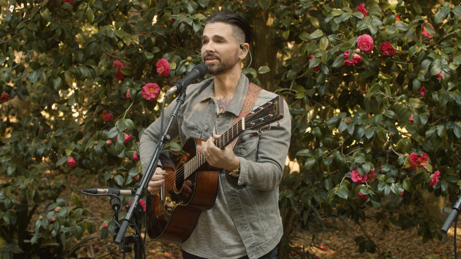 Dashboard Confessional on Twitter "Our performance of “Here’s To