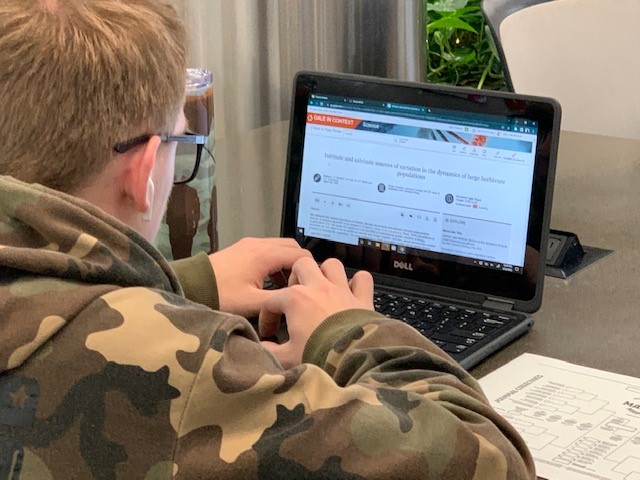 MelanieAMassey's tweet photo. No April foolin' here, 'cause it's a great #Friyay with March research projects wrapping up and April beginning with environmental research and lots of book check-outs! #WestIsReading https://t.co/lWVKunNGGr