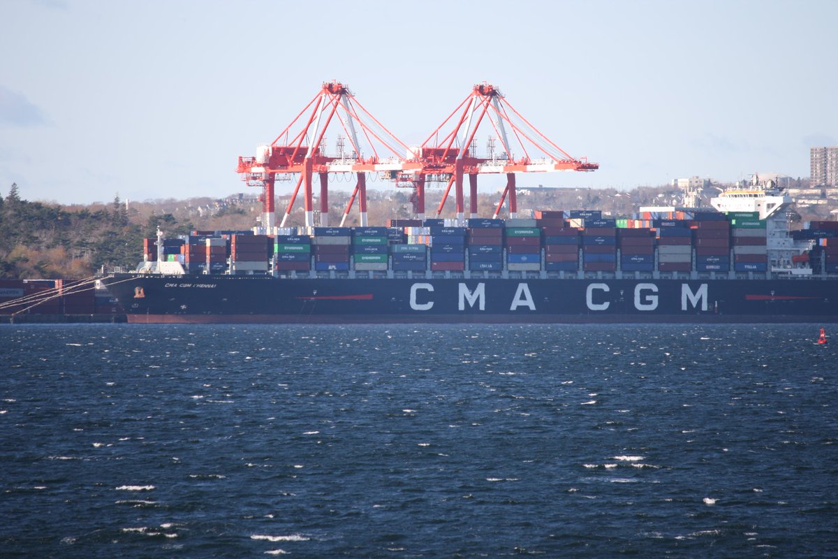 RickGrantNews's tweet photo. PSA Halifax now has the container terminal monopoly in the port. PSA (South-end terminal-red cranes) finalized its purchase of NYK's Ceres (Fairview Cove North-end, green cane) ending 40 years of terminal competition. 1/2 https://t.co/tRxPPcby75