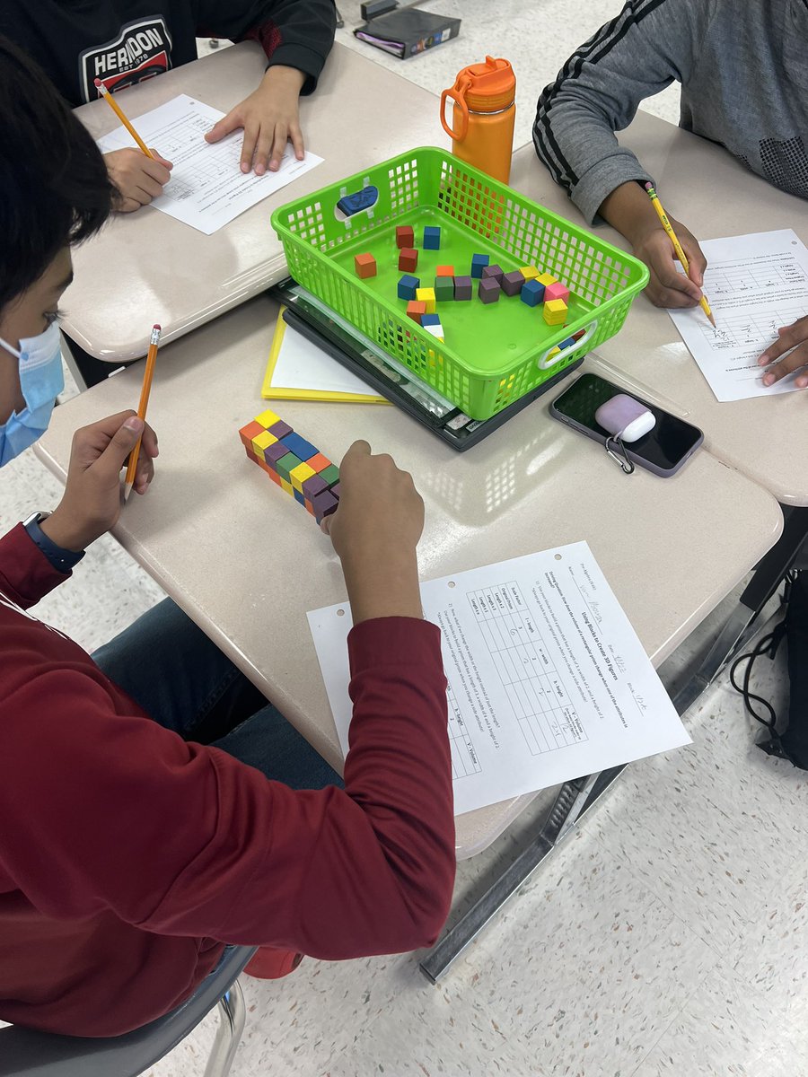 Danielle Hulbert tweet media