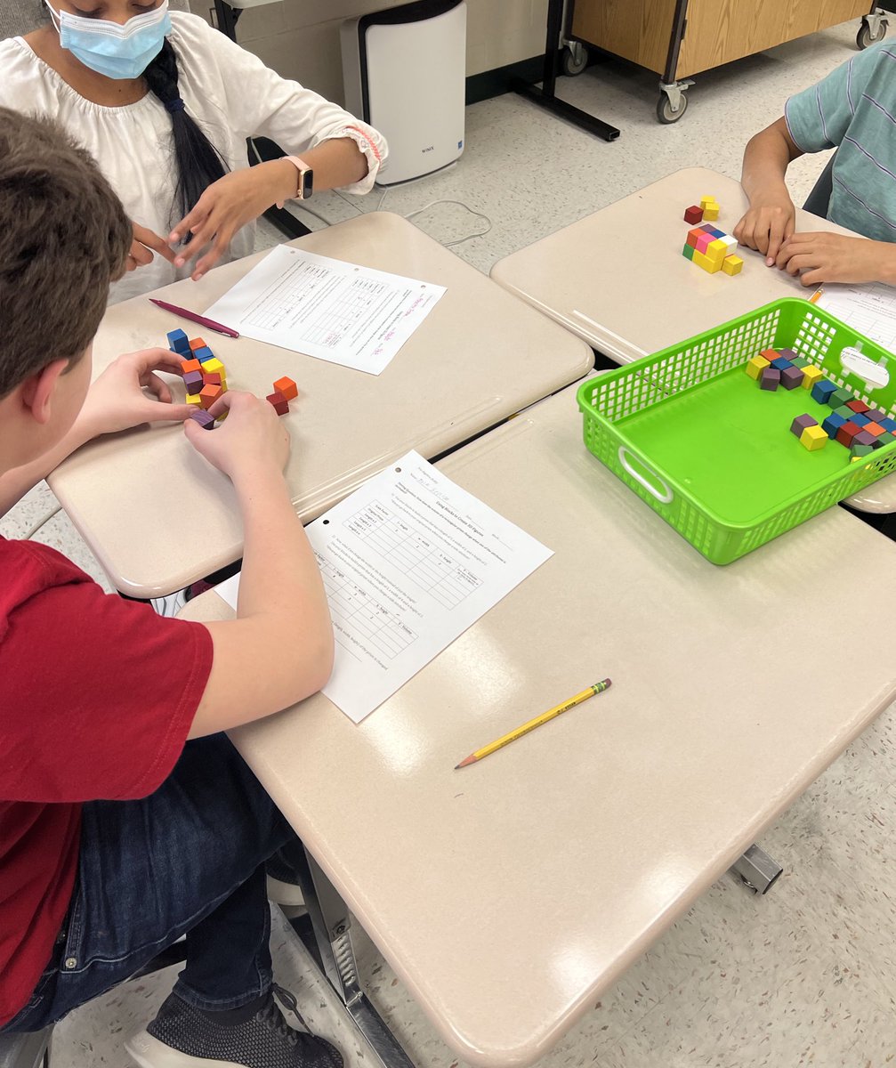 Danielle Hulbert tweet media