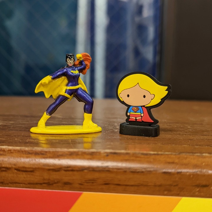 HugsBrain's tweet photo. Who would win? 🤔

#geeklife  #faceofffriday #batgirl #supergirl #fun #whowouldwin #yourfocusdeterminesyourreality https://t.co/9W8EUdSAk2