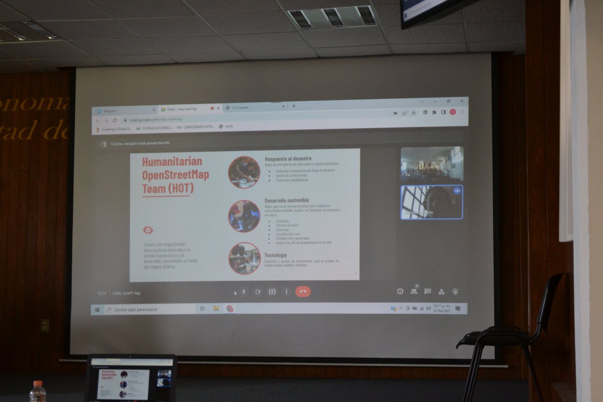CoMapper's tweet photo. Finaliza la presentación del proyecto #Comapper en @UAEM_MX, agradecemos la presencia del Dr. Rodrigo Huitrón, director de la Facultad de Geografía, la participación de @mapeadora y agrdecimento especial a la maestra Sandra Hernandez por todo el apoyo @hotosm @mapeoabierto_la https://t.co/E7TdN0Mulg