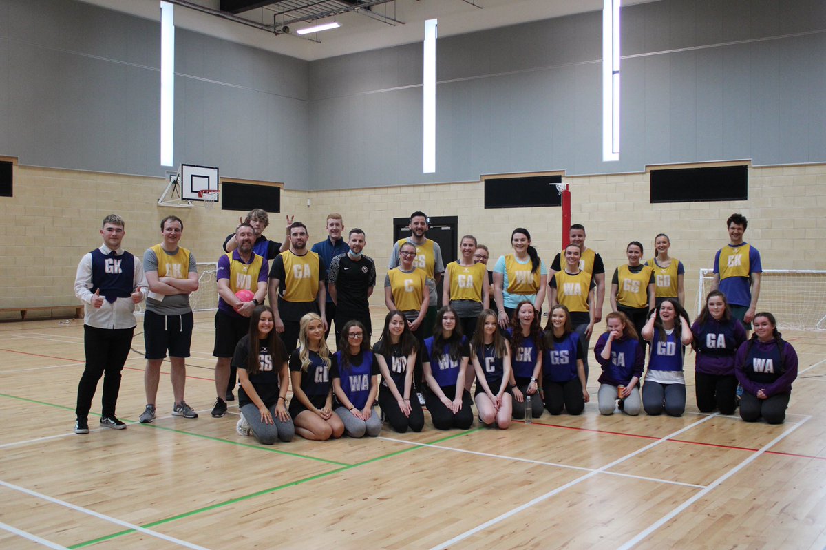 CumberAcadPE's tweet photo. 🏐⚽️ Staff v Pupils Part 1: Netball 🏐⚽️

A McCranor masterclass at Goal Shooter saw the staff go 1-0 up in the series on Tuesday…

@CumbernauldAcad 
@CAStudentVoice 
@CAHWB 

📸kelly.photo1 https://t.co/xYhoCejQRc