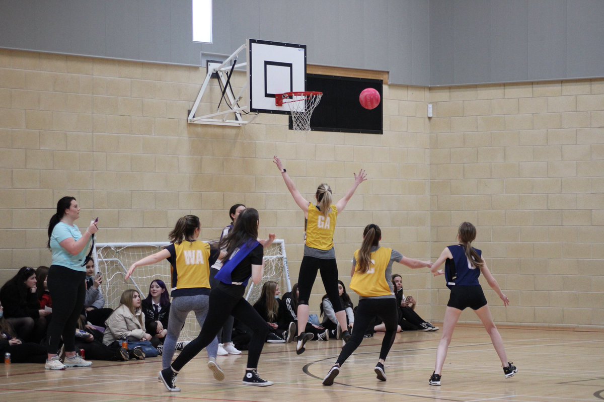 CumberAcadPE's tweet photo. 🏐⚽️ Staff v Pupils Part 1: Netball 🏐⚽️

A McCranor masterclass at Goal Shooter saw the staff go 1-0 up in the series on Tuesday…

@CumbernauldAcad 
@CAStudentVoice 
@CAHWB 

📸kelly.photo1 https://t.co/xYhoCejQRc