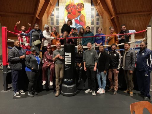 Thanks to everyone who came out to our first #SportforGoodChi in-person membership event since 2019! Great to be back with so many amazing folks using the power of sport to change lives. And shoutout to The Bloc for hosting us in their beautiful space 🥊