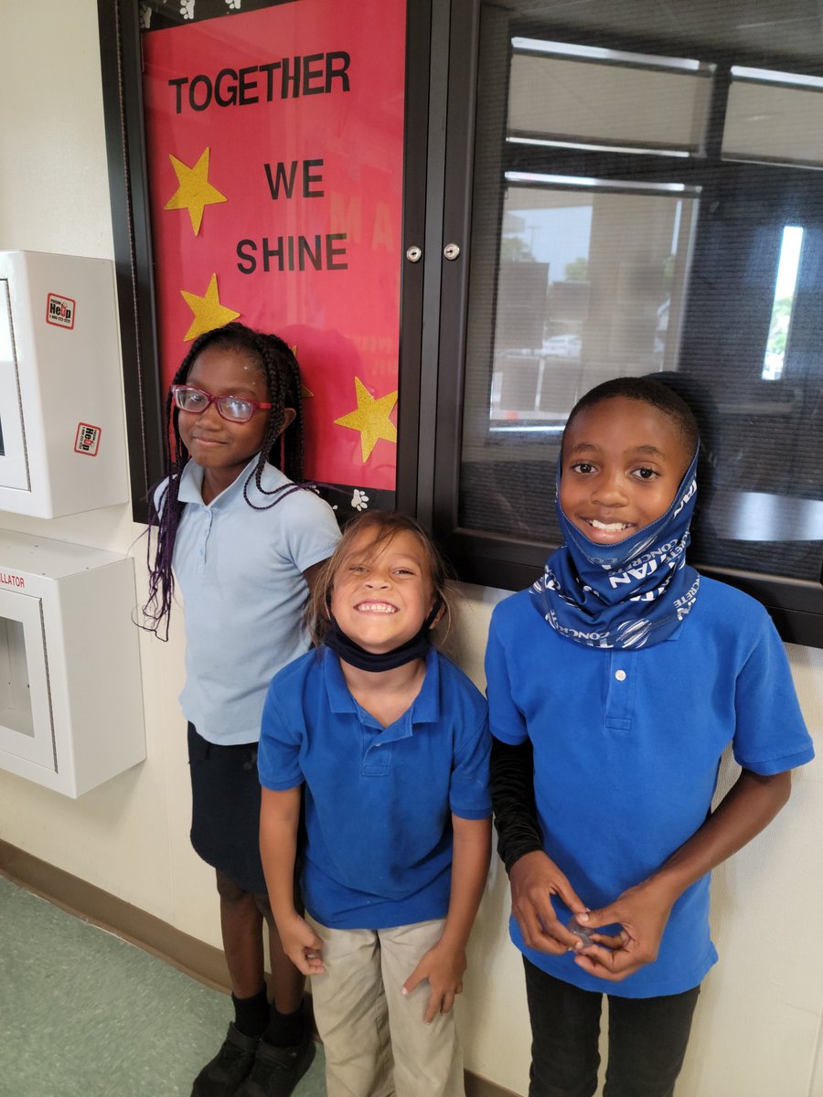 STESAfterschool's tweet photo. These students have been working so hard to earn their ClassDojo points in Afterschool and we are incredibly proud of them! @SeminoleTrails @ExtLrngSDPBC @PrimeTimePBC @pbcsd #AfterschoolWorks #AfterschoolMatters https://t.co/6c02VYntWO
