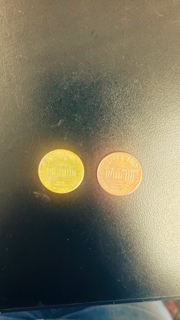 MrsWill77's tweet photo. April Fools in dens! After many tries students turned copper pennies into gold! #twolves7pride https://t.co/ARwg2T1JQc