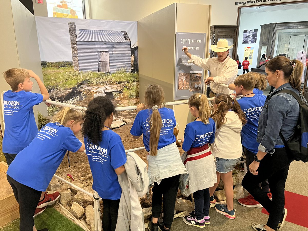 Suzanne Campbell tweet media