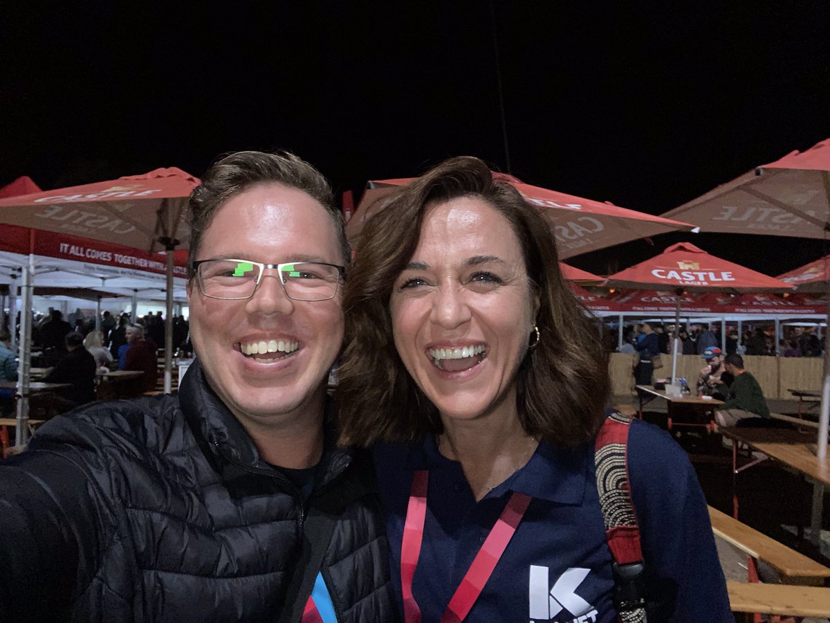 Lekker saam met <a href="/Cindyswaan/">Cindy Swanepoel</a> by 2022 se <a href="/KKNKfees/">KKNK</a>!