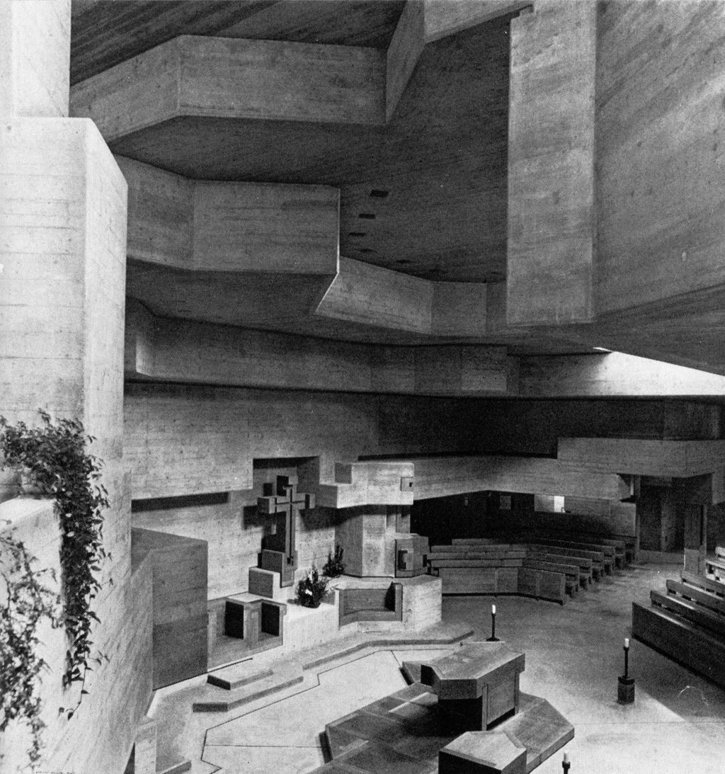 jatustein's tweet photo. Walter Forderer
Holy Cross Church in Chur, Switzerland, 1969
#WalterForderer #architecture #brutalism #Switzerland #60s https://t.co/HqhPNEJ5VD