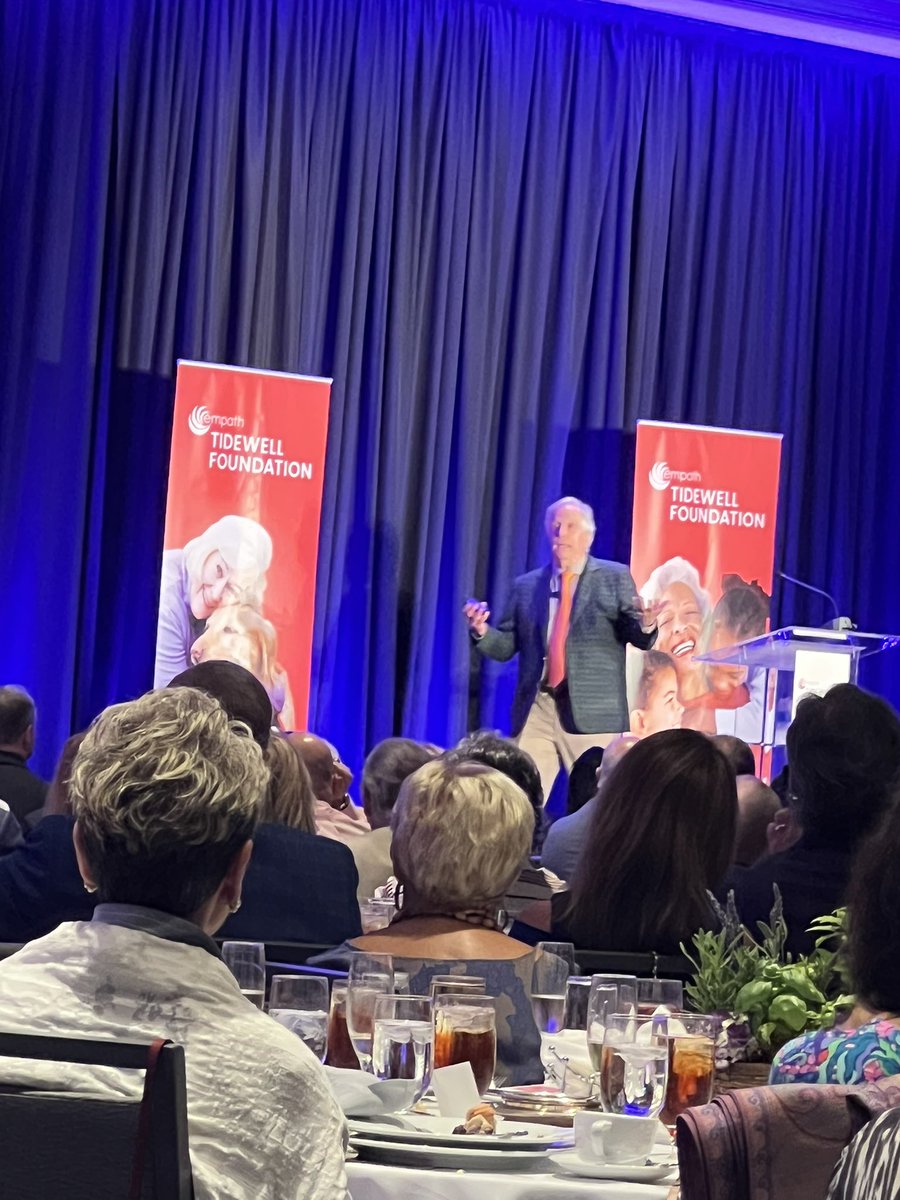 MagnifyGood's tweet photo. Honored to attend Tidewell Foundation’s 13th Annual Signature Luncheon benefiting @tidewellhospice today. Henry Winkler had us laughing and it was great to see so many gathered in support of the incredible care and services Tidewell provides to the region. #MagnifyGood #client https://t.co/cTMZE1fcQr
