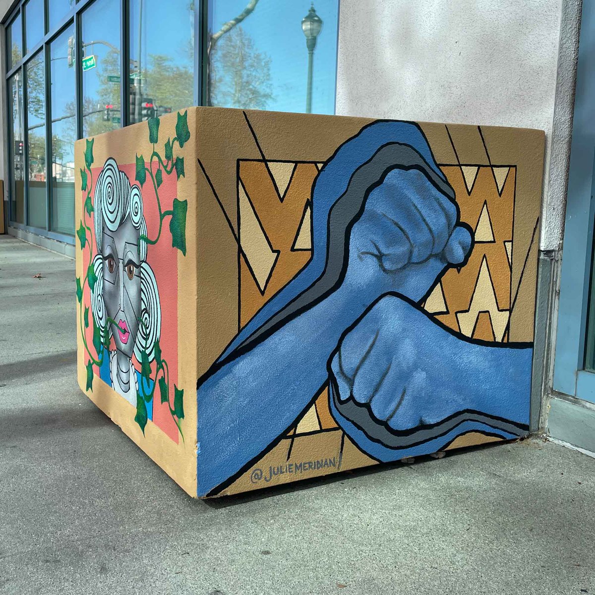 Julie Meridian tweet media