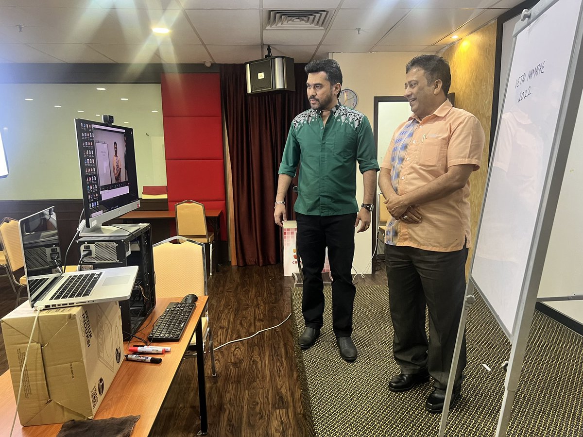 Sound the alarm 
Yeah, give it up for the man, Prof.DR.KADER IBRAHIM setting fire to the screen #vetrinamathe2022

Here comes the Master ⭐️

#drpunithanshan
#tamilmentor
#YourPartnerInSuccess
#evtecacademy
#mindappz