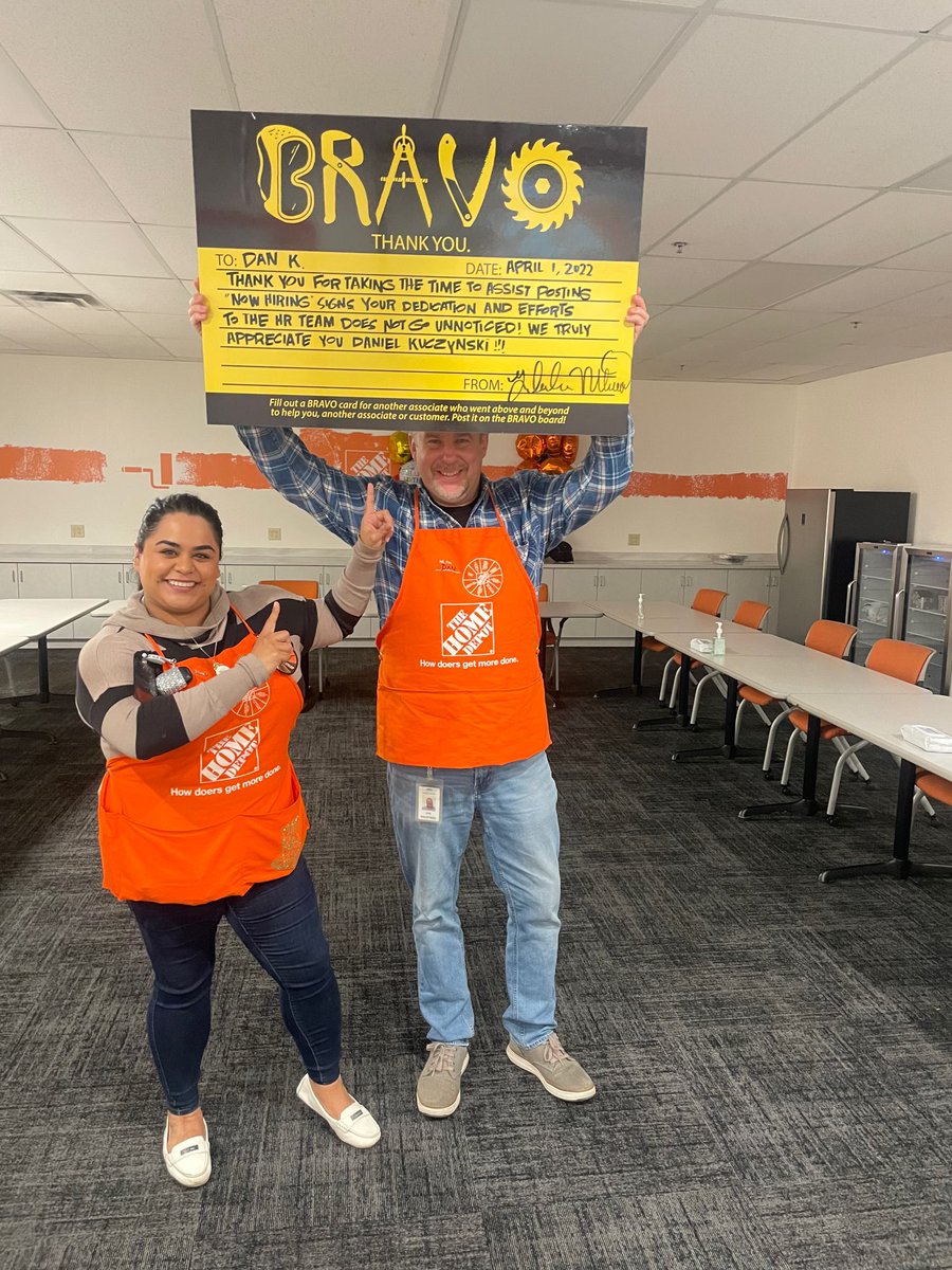 GabrielaM5520's tweet photo. Dan! Thank You for Always supporting the HR team! Your dedication and efforts to the team does not go unnoticed. We appreciate you Dan 😊#SDC5965 @patriciaberrio8 @BrandonrossTHD @sdc5965 @Catngu88 https://t.co/qD2DCPlGZN