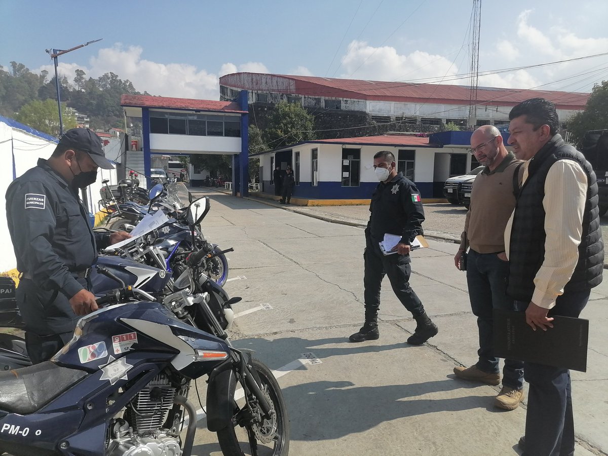 y_dpm's tweet photo. Policía Municipal seguirá trabajando con orden para resguardar seguridad de ciudadanos #SCLC
https://t.co/9Y0l84eSLe https://t.co/OP9fubyGWz