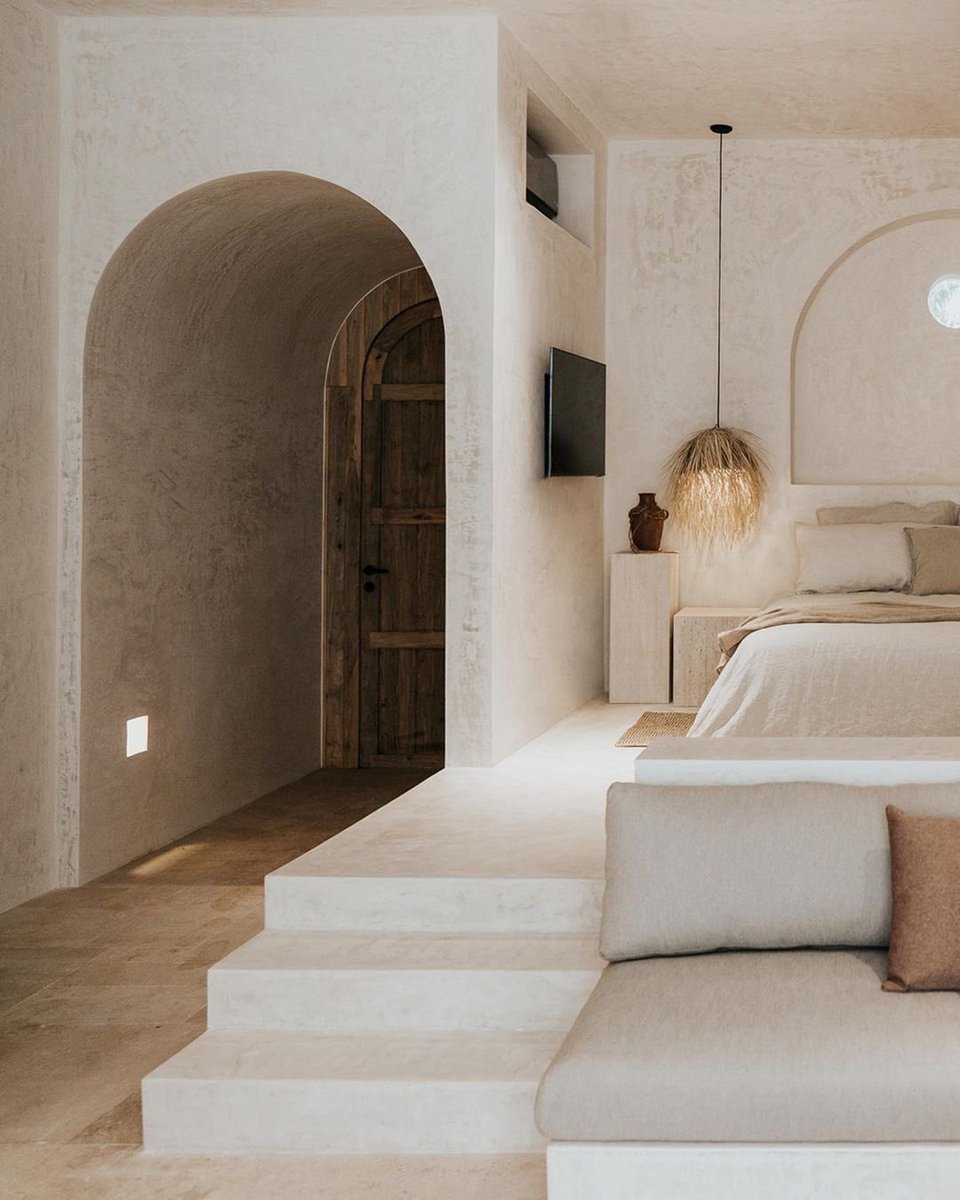 Stunning bedroom 😍
•
#bedroomdesign #interiordesign #interiortemple
•
cc : terreostudio