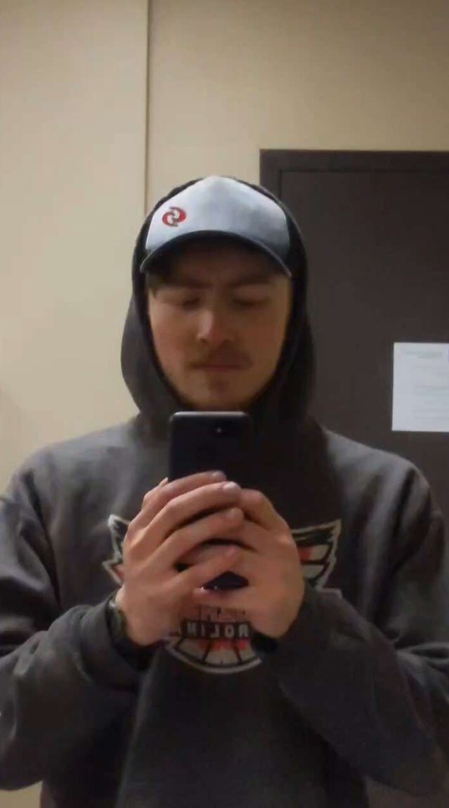 Sqwizzix tweet media