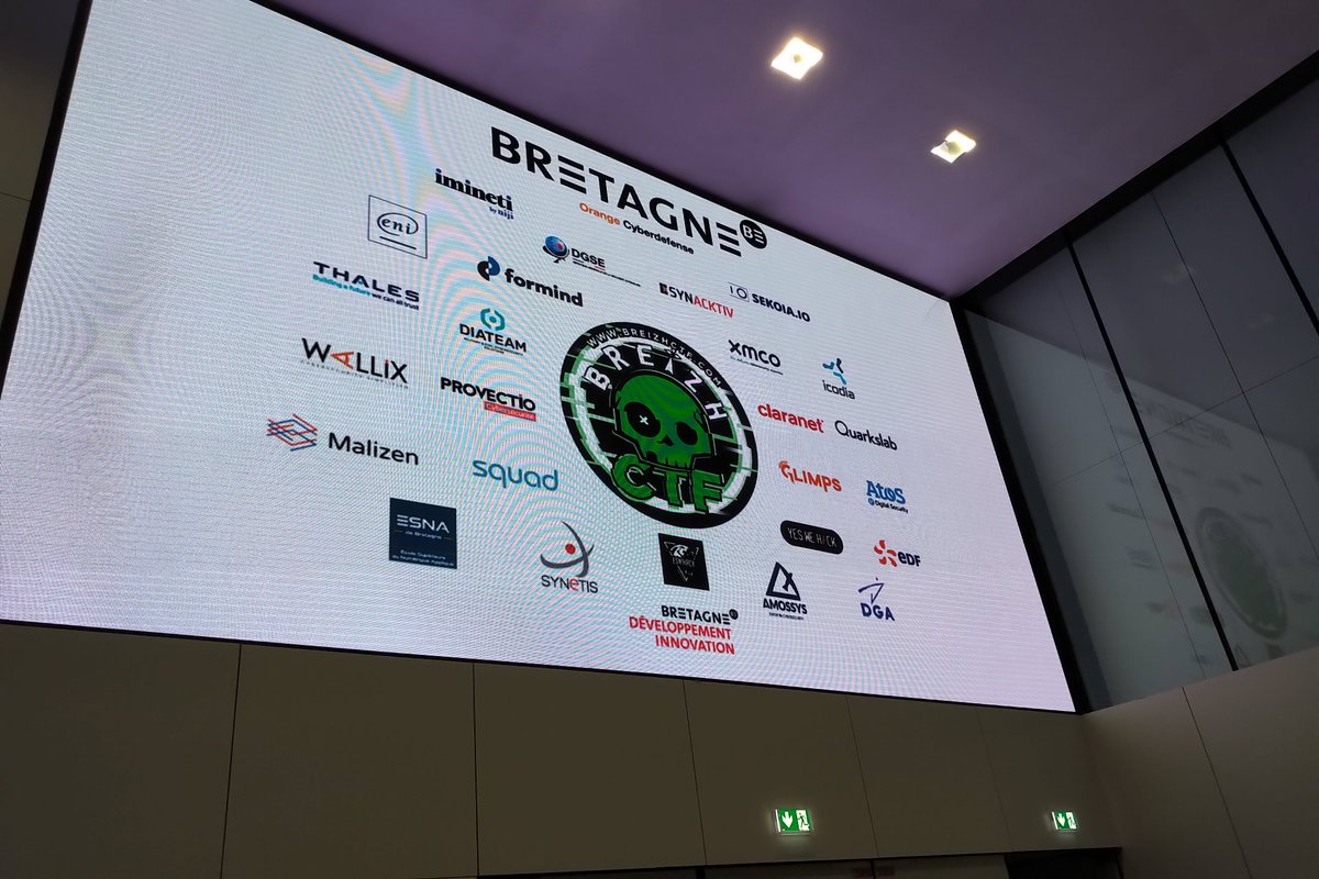 Zekah's tweet photo. #PonySEC @ #BreizhCTF https://t.co/GLclH2msnD