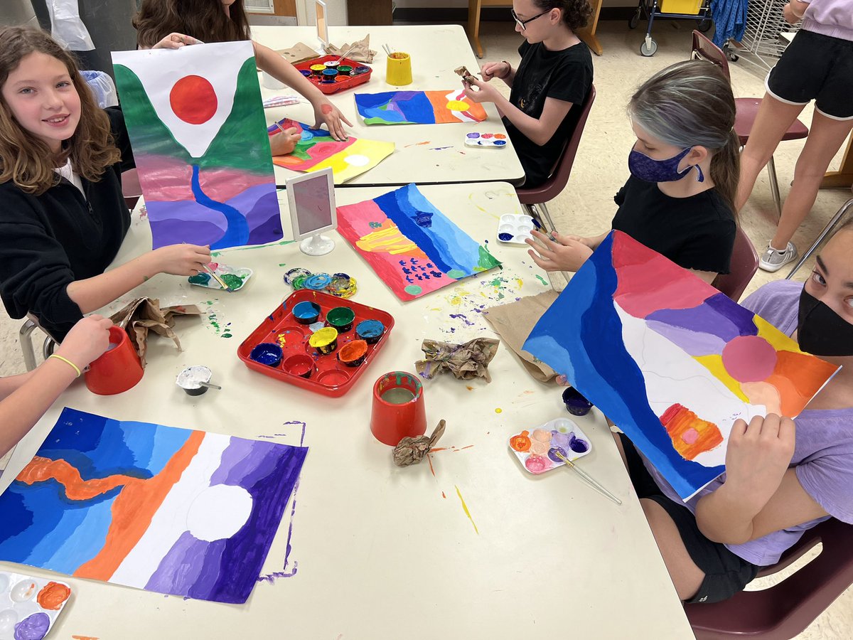 HakimNarden's tweet photo. what a wonderful job the 5th graders did !!!Amazing landscapes!! Way to go my most beautiful artists. @LowesIslandElem @MrsMelton5th https://t.co/nRI5YZ2TXi