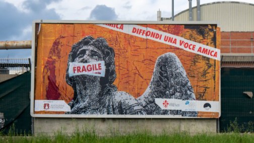 degene_rat_a's tweet photo. ✏️ Non cercare la #voce nei #pesci né la #virtù nelle #persone maleducate (Plutarco)
❤️ Il 16 aprile è la Giornata Mondiale della Voce
👑 Ache 77, Fragile, 2021
🐀 #Ache77 #Plutarco #citazione #suono #parola #amica #arte #StreetArt #degenerata https://t.co/wqHvanEd42