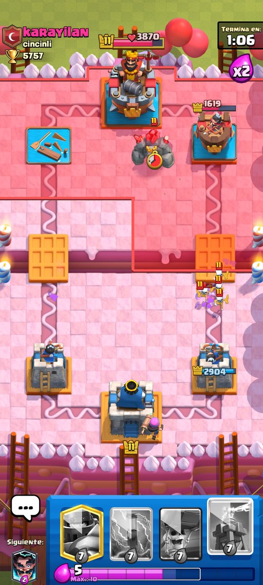 josuecin05's tweet photo. @ClashRoyaleES Ayuda se bugueo el elixir :c https://t.co/vgixxQnar0