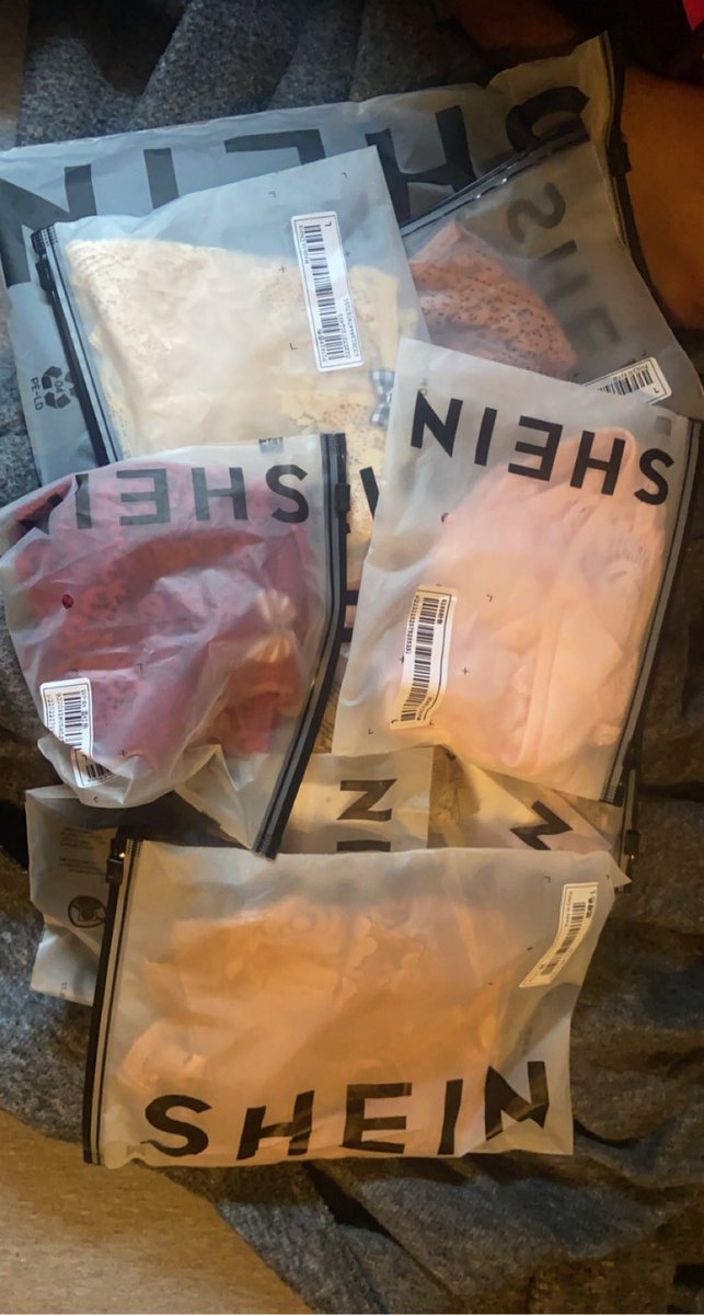 GoddessJak's tweet photo. The last set of packages came in this week from my last drain session. 

#findom #Florida #femdomme #drain https://t.co/lyX5L8Trb0