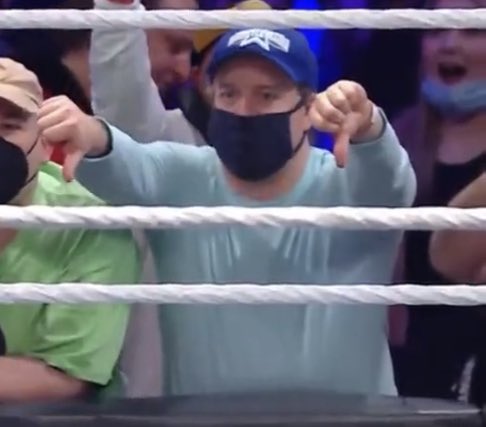 StayFlyLife's tweet image. This man is a terrible human 😩