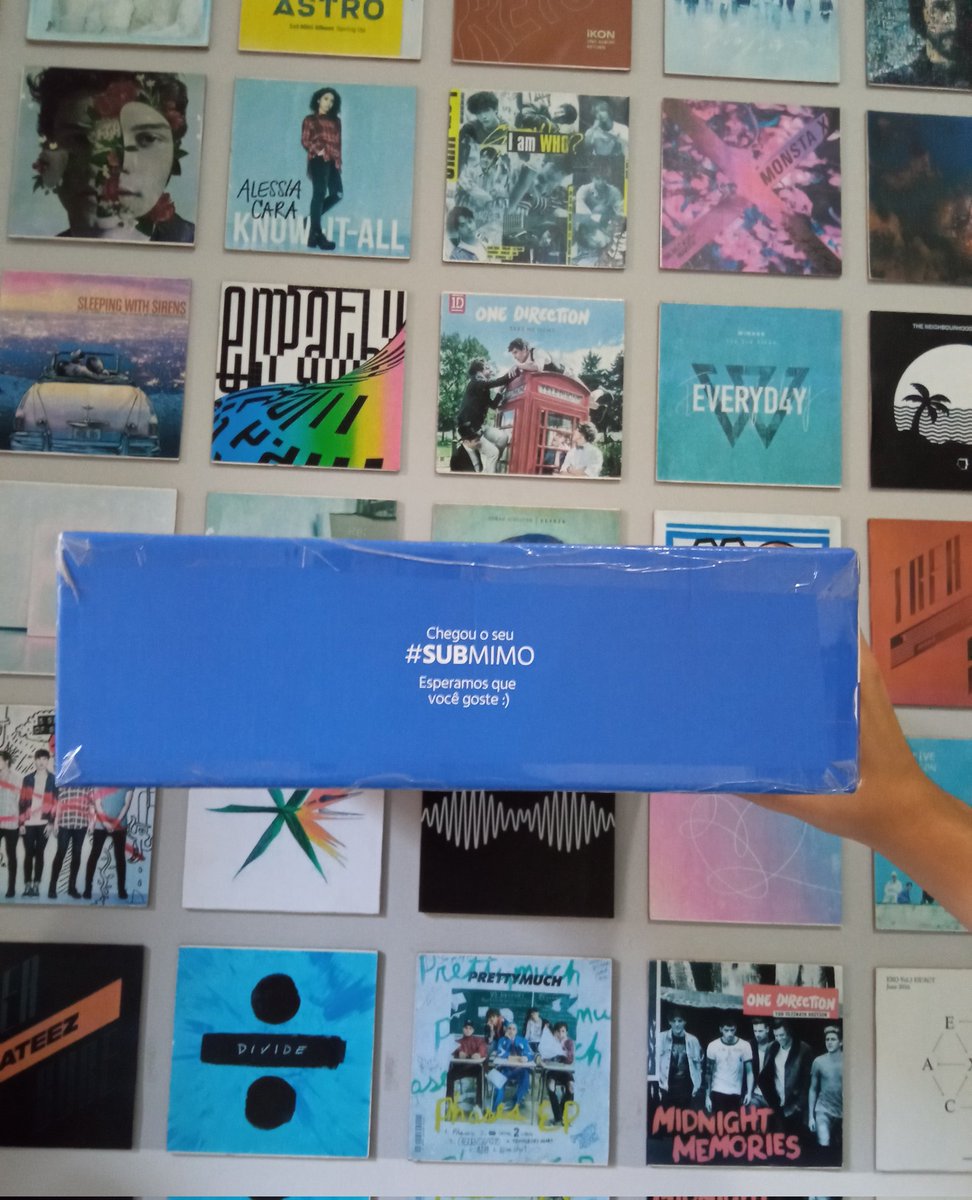 kazreadz's tweet photo. ninguém sai pois acabei de receber um #submimo pela primeira vez na vida e tô digitando toda me tremendo skjlsjkk
@submarino EU TE AMO MUITO SEU LINDO! vem aí o unboxing de milhões https://t.co/2DkfOLF52B